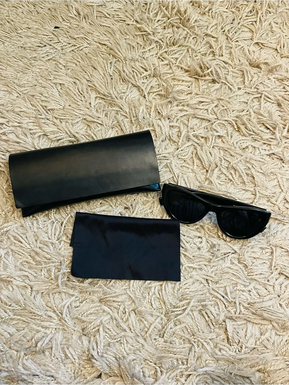 Saint Laurent Black Cat-Eye Sunglasses - Sleek SL676 Made in Italy Case